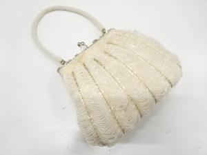 ビーズ　ハンドバッグ